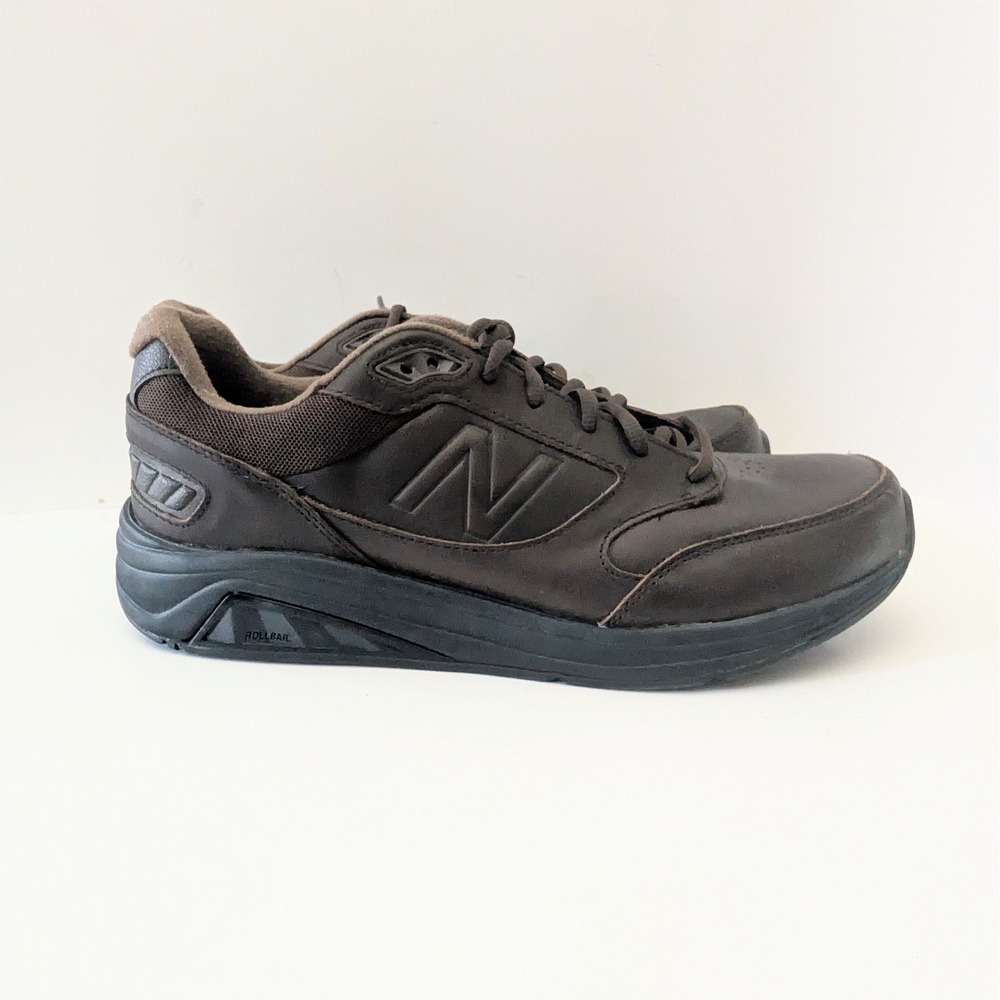 New Balance Brown Leather Walking Shoes Rollbar Mens Sneakers 10.
5 D Great